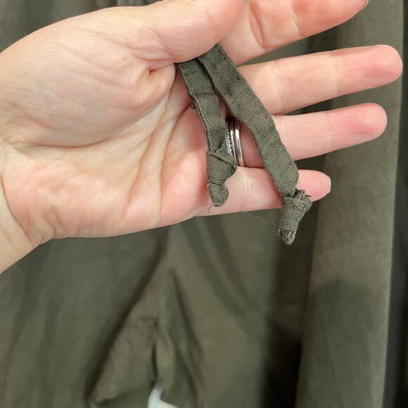 H&M Linen Blend Olive Green Elastic Waist Tapered Ankle Pants Size XL - Picture 3 of 8